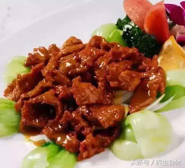 炖牛肉有秘诀，几招就能又软又烂又香！