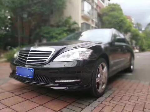 20万买下奔驰S550,上下班之余，做起了婚车！