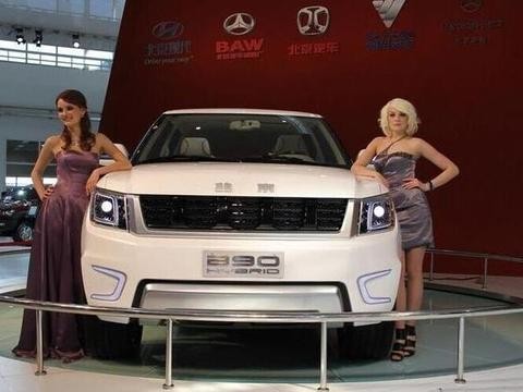 国产猛兽诞生，5米2长，揽胜见了也要让三分，看来北汽真的觉醒了