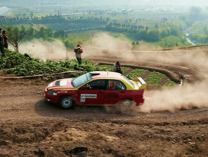 按照教练教的半坡起步方法, 山道60坡熄火走不