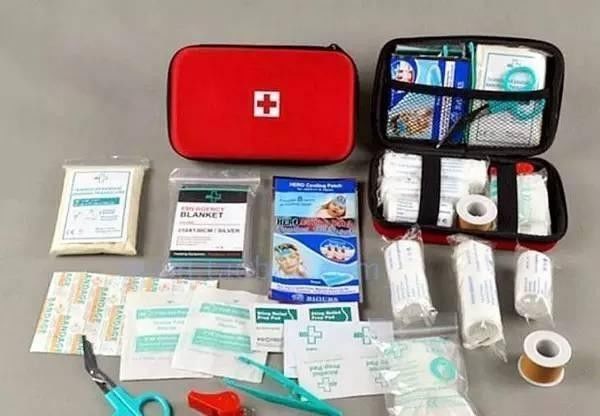 假期返程车上必备这几样东西，你车上有吗？