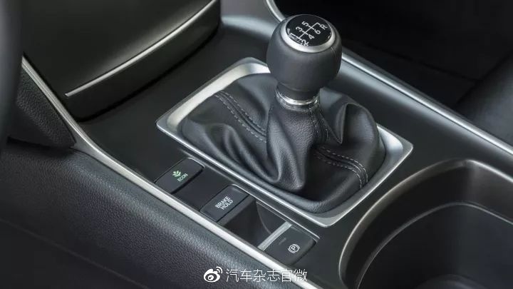 老外试驾十代雅阁 这评论简直了!