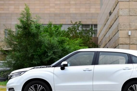 四驱城市越野，2.0T+9AT，按键挂挡，仅22万，能否赶超汉兰达？