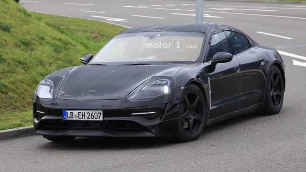 高回头率的轿跑,首度曝光保时捷Mission E纯电汽车量产版谍照