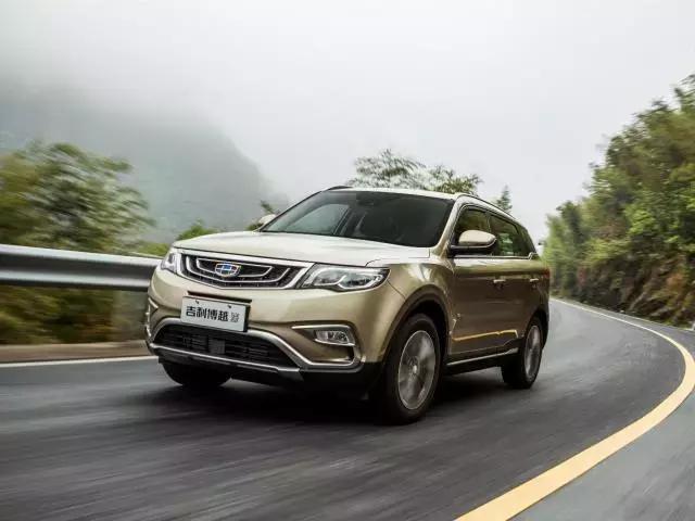 10款热门紧凑型SUV油耗大盘点!这几款车油门随便踩!