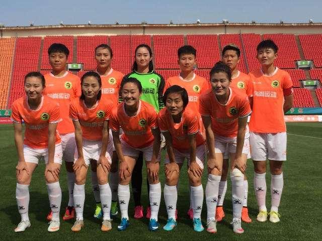 昔日宿茂臻搭档执教山东女足,生死战前快马呼