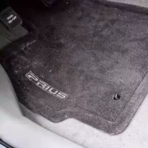 车上这件东西90%的人都不会注意，但随便替换却一不小心就出事故！