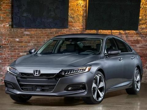 第十代雅阁来了，分不清是整容还是毁容，这还是你认识的雅阁吗