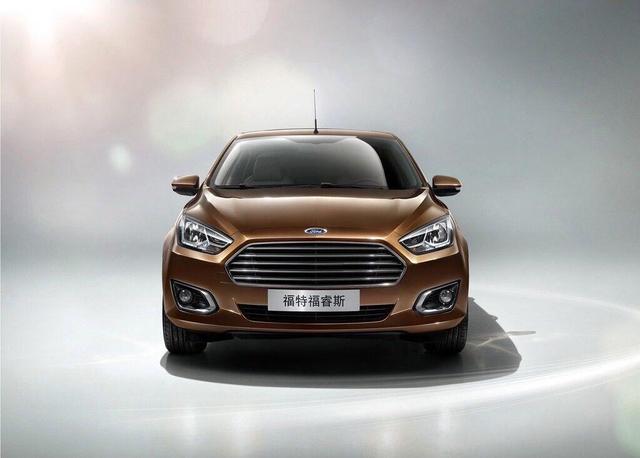 这款合资家用轿车为和英朗竞争,9万顶配越底线!朗逸顶得住吗