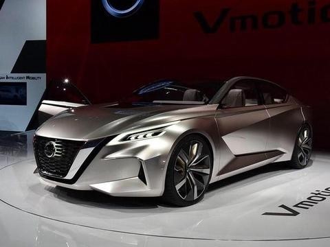 “大沙发”换代成套房？木纹地板在车里，外观却胜新CC！