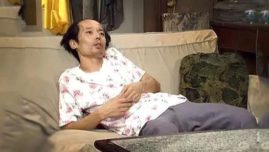 抬头挺胸，黑科技助你养成正确坐姿(同步自@ 来自瘦成闪电瀑布的贾伟光 - 微博