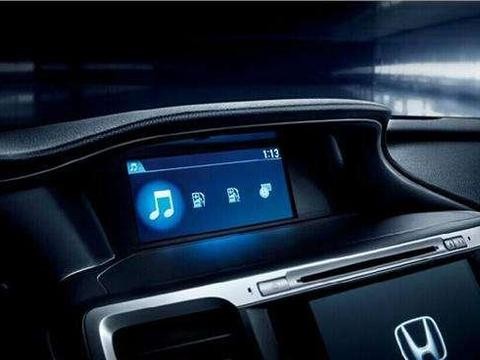 汽车电池短命怎么办？老司机教你：3招让电池多使用几年