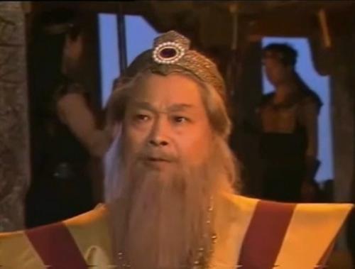 阐教弟子们口中也称老子为"教主","大老爷",其地位显然尊于元始天尊.