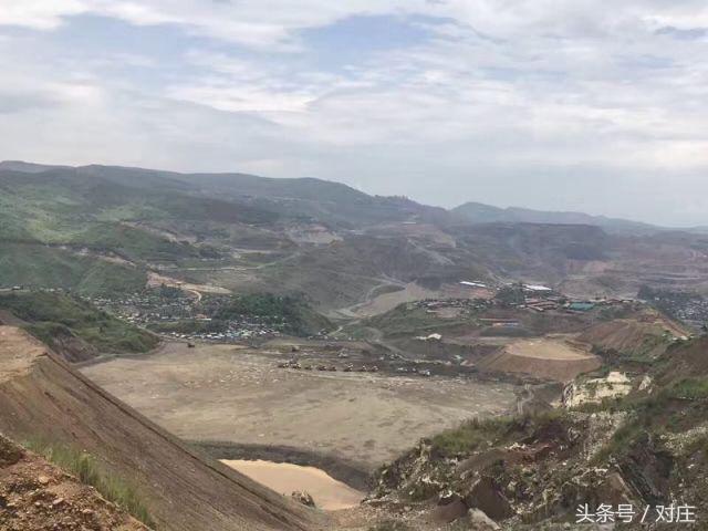 多图真实探秘缅甸矿区：翡翠是这样被挖出来的