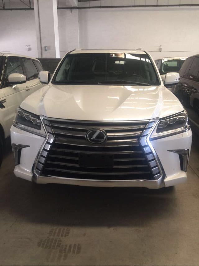 17款雷克萨斯LX570高配360幻影最新家族设计先进SUV