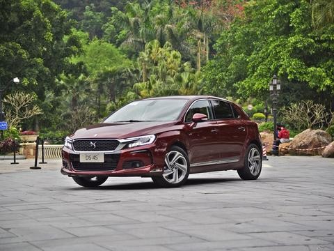 带有“轻奢”气息的家用车 这款车还是很有诚意