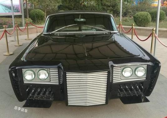 北京实拍李小龙的座驾，这辆改装车早在50年前就有空调和电动窗