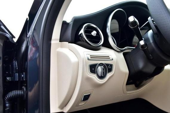 品牌比宝马豪华，内饰配置完虐奥迪，仅30万首选豪华轿车非它莫属