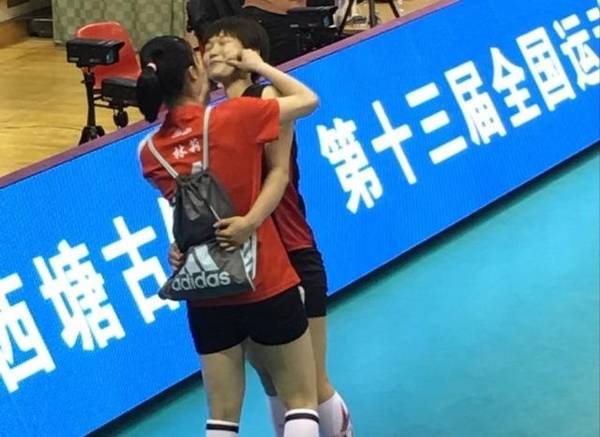 训一天假也没放,一人彻底征服郎平,近2月她进步最快