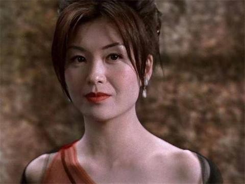 “她”婚后13天丈夫去世，分900万遗产，今48岁坐豪车活成这样！
