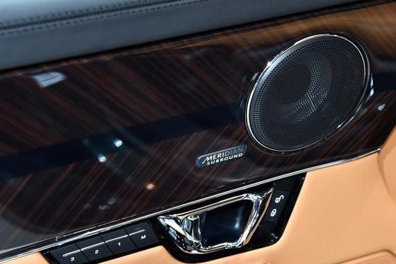 昔日百万售价，配置不输奔驰S级，为何如今打对折却卖不过A6？