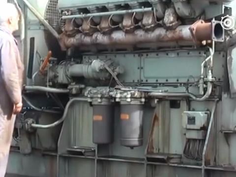 实拍经典引擎启动，声浪滚滚