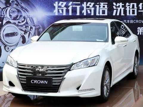 第十五代皇冠曝光，或沦为前驱，加大版凯美瑞？还能重回巅峰吗？