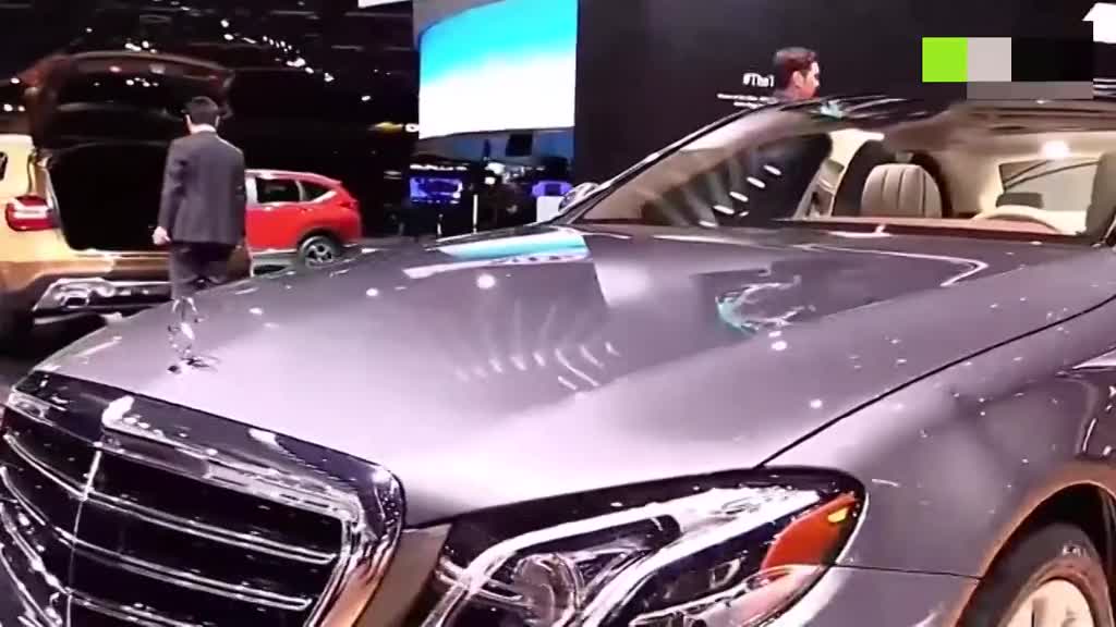 2017款进口梅赛德斯奔驰E300 车展上的一枝独秀