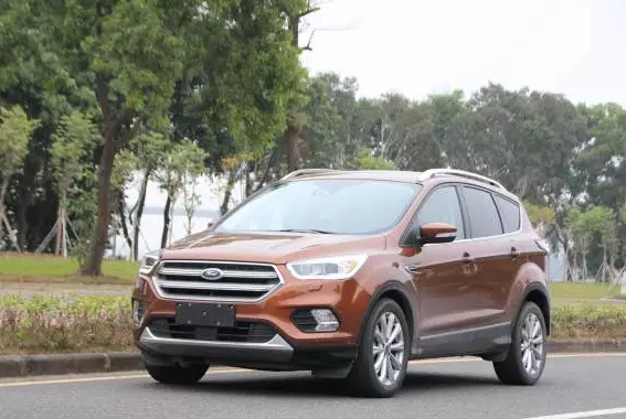 正热销的合资SUV，18.48万起还能优惠2、3万！