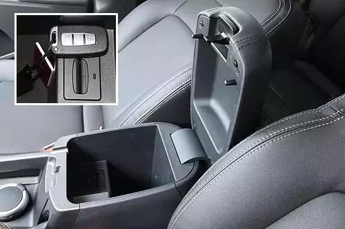 配备一键启动的车辆,遥控钥匙没电了怎么办?