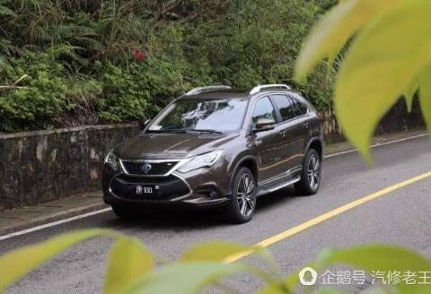 它被称为“国内最强SUV” 售价25万起 网友称：20几万到底值不值