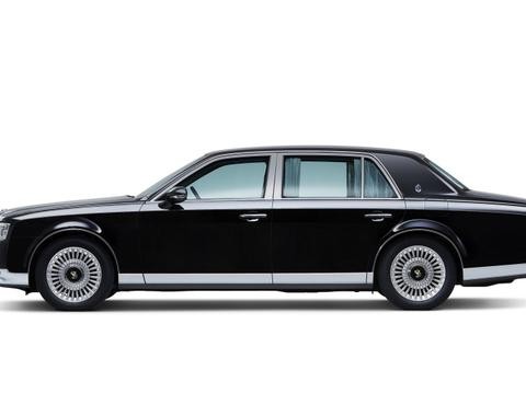 外观老土内心时髦 2018款丰田世纪将换装V8混合动力发动机