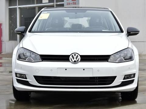 新款高尔夫这次不简配还升级，前后独悬，刚刚买的人可能都悔死了