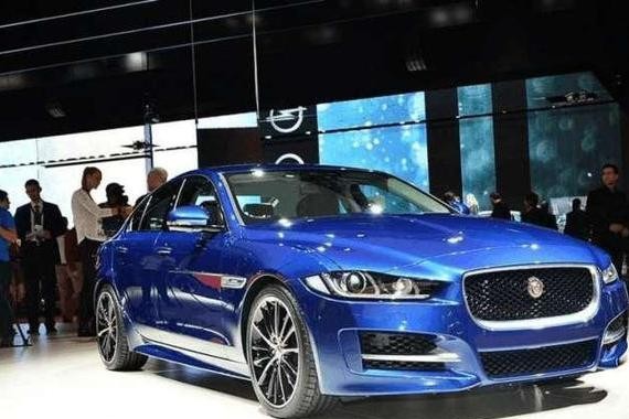 买迈腾、帕萨特的钱可以买豪华车 这4款帅气豪华车降价高达10万！