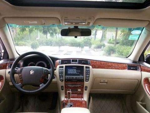 落地价45万, 现在只需10万, 车内听不见发动机的声音, 后排能泡茶