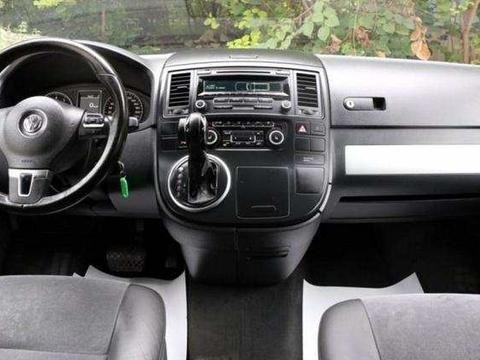 落地价48万，现在只需22万，外观时尚空间大，后排放倒能当“床”