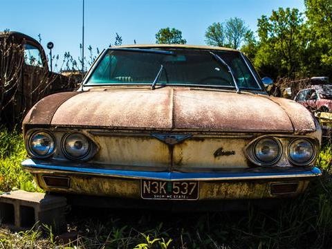 一辆车最长可以开多久？