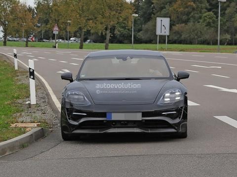 保时捷Mission E路测谍照曝光 特斯拉真要捏把汗了