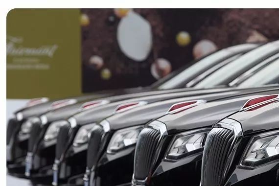 让理想照进现实，复兴红旗品牌还得有令人信服的车型｜车业杂谈