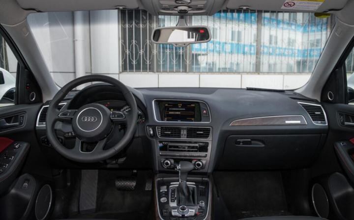 你再没长进,豪华SUV销量冠军迟早要丢!