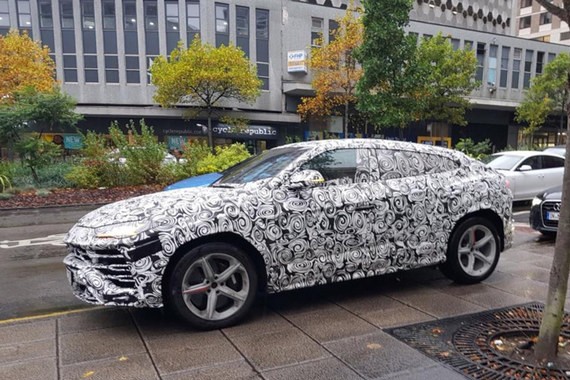 兰博基尼Urus最新谍照曝光 12月4日亮相