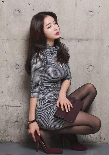 穿上包臀裙的漂亮女人,比韩国的人造美女可强多啦