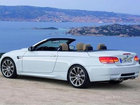 四座硬顶敞篷跑车，敞篷车车型推荐