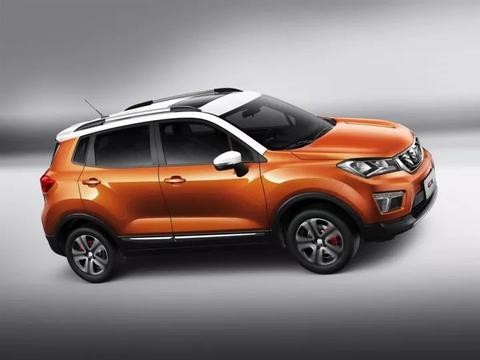 自在活出彩！长安CS15天窗版今日上市