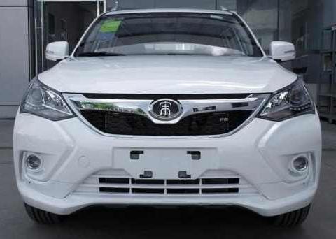 比亚迪改掉字母车标，不仅要把车子卖出去，还要让外国人学中文！