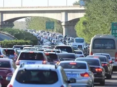 要面子还要省油？买这些车的人才是赤裸裸的炫耀！