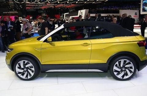 带敞篷的suv  他就是T-cross
