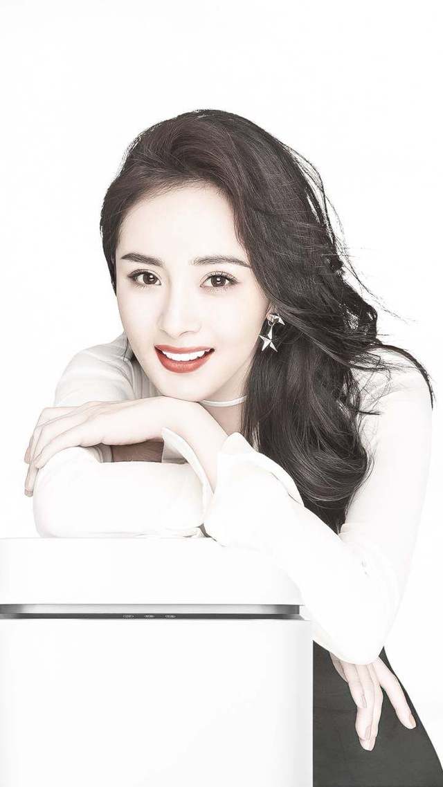 杨幂当初公开恋情后还去贴吧发了这样的话,这