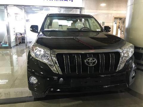 17款霸道4000中东版黑/米底挂盖版硬派SUV原汁原味