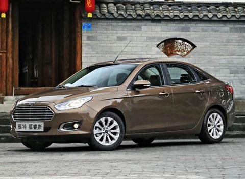 福睿斯好还是科沃兹好，请从各方面来对比？